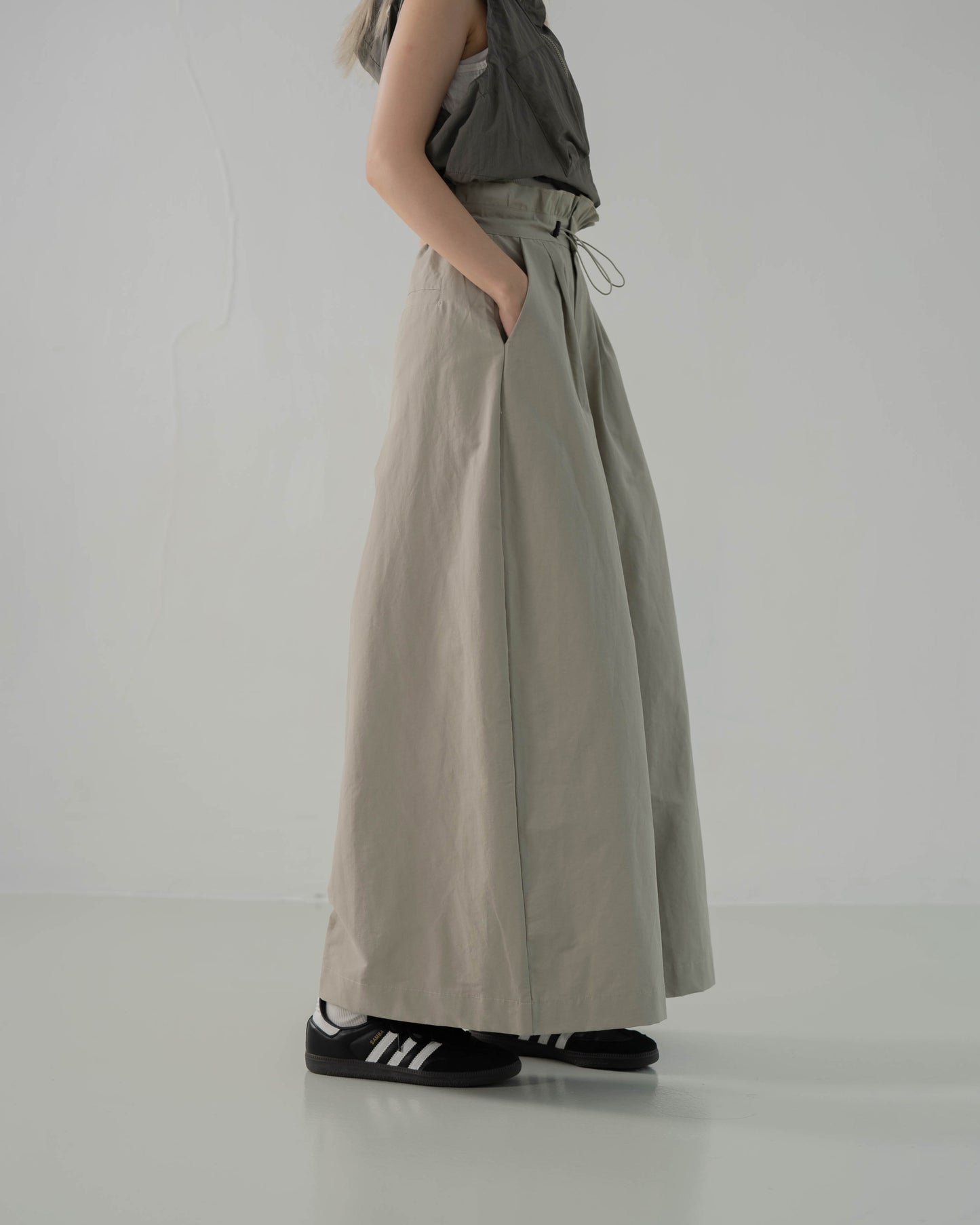 
                  
                    Waffle High Waist Pants Khaki【L23-11KA】
                  
                