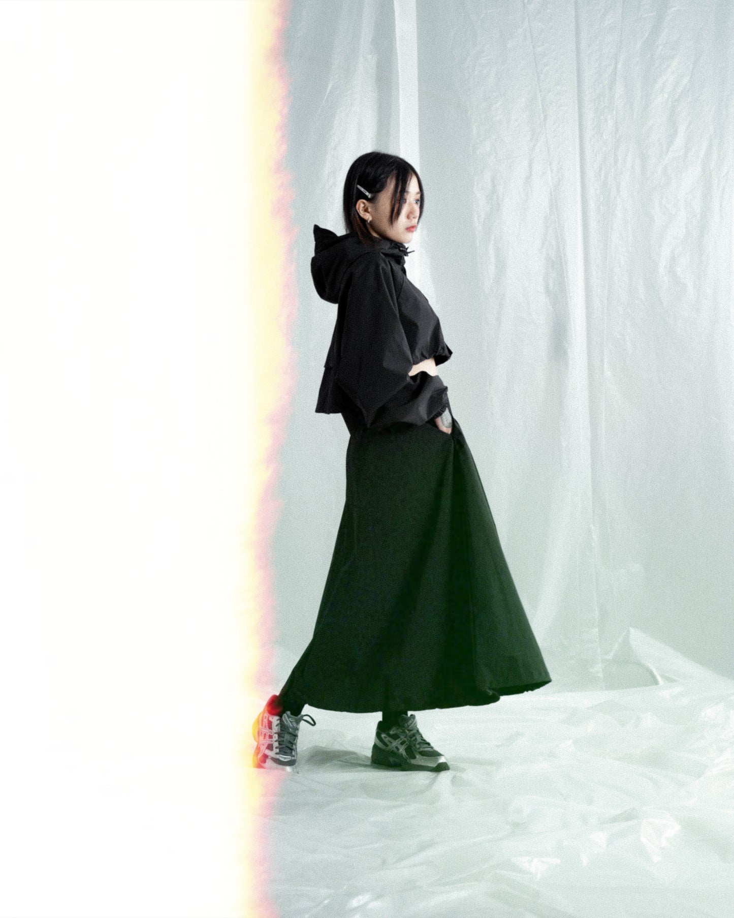 
                  
                    Cropped Hooded Jacket Black 【L23-37BK】
                  
                