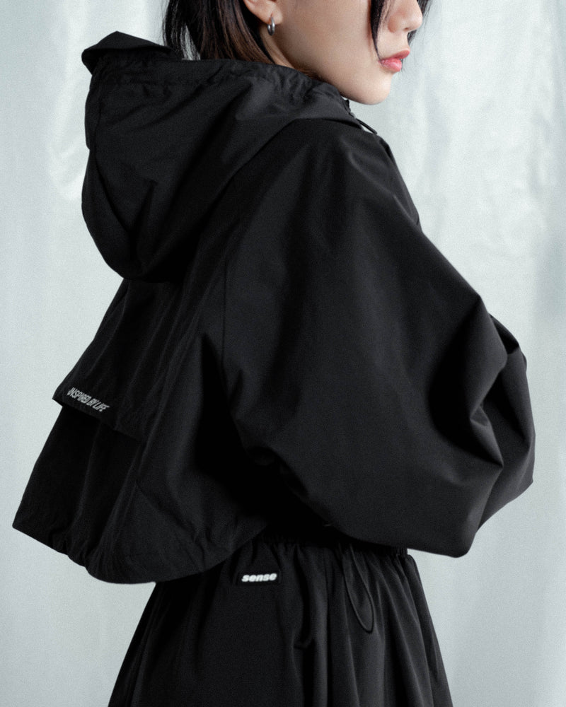 
                  
                    Cropped Hooded Jacket Black 【L23-37BK】
                  
                