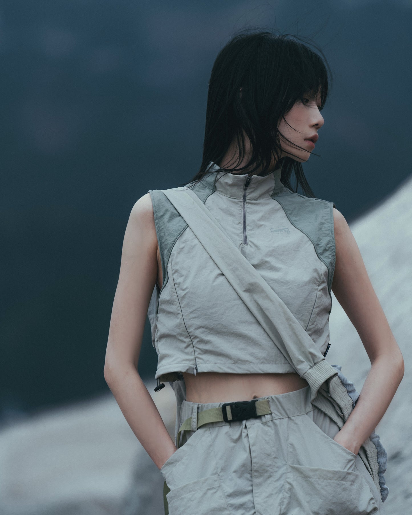 
                  
                    octo gambol x sense Fissure Technical Skirts Ivory【S25-OS-WSIY】
                  
                