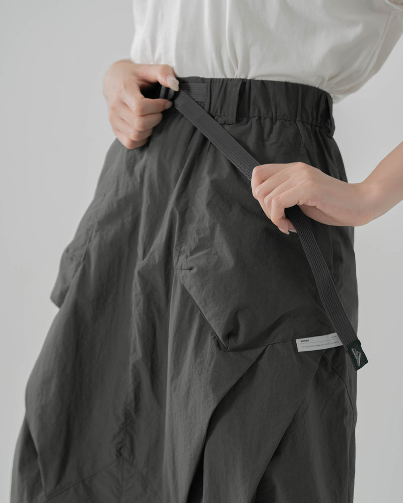 
                  
                    Parachute Straight Skirt Grey【L23-27GY】
                  
                