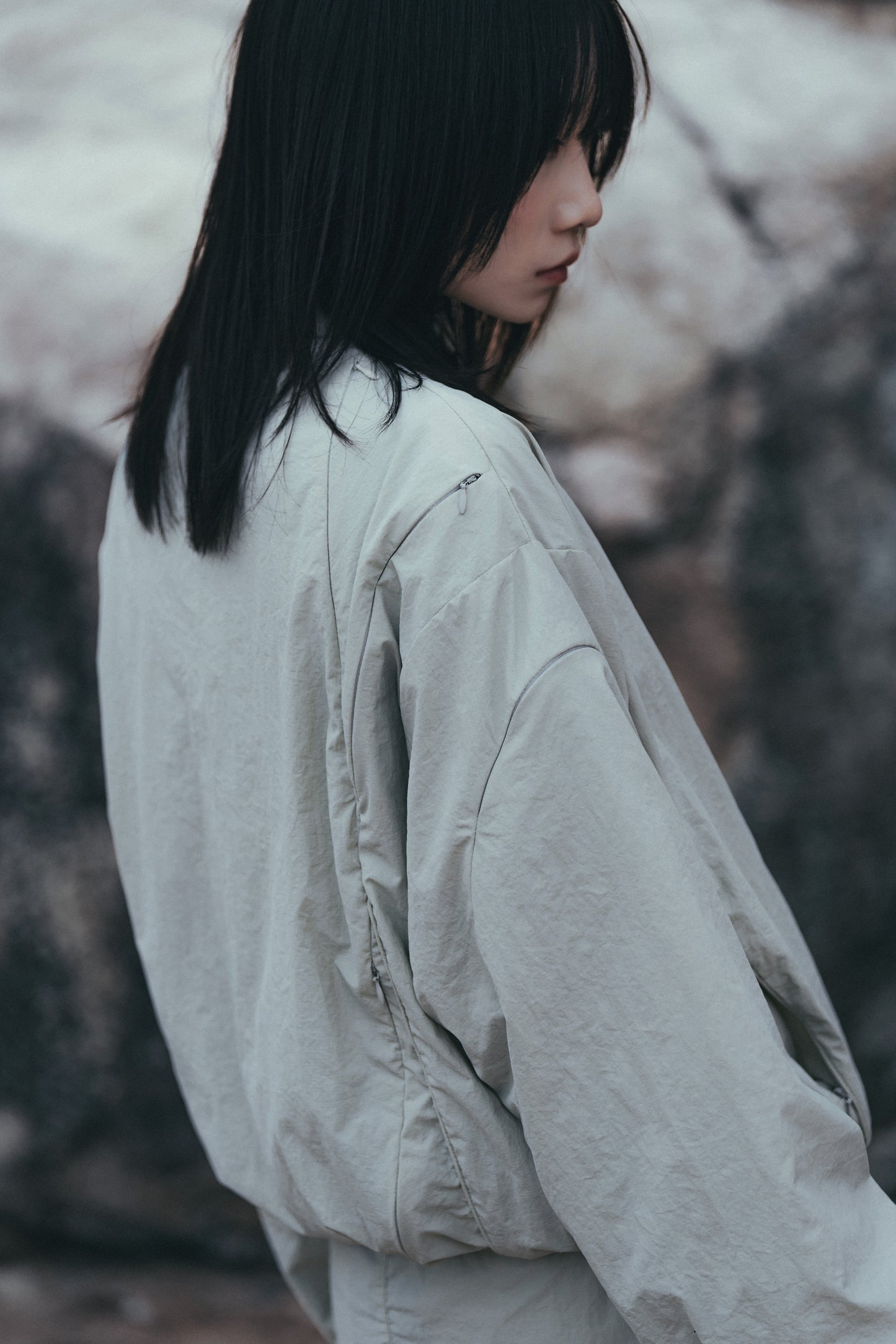 
                  
                    octo gambol x sense Fissure Technical Jacket Ivory【S25-OS-WJIY】
                  
                