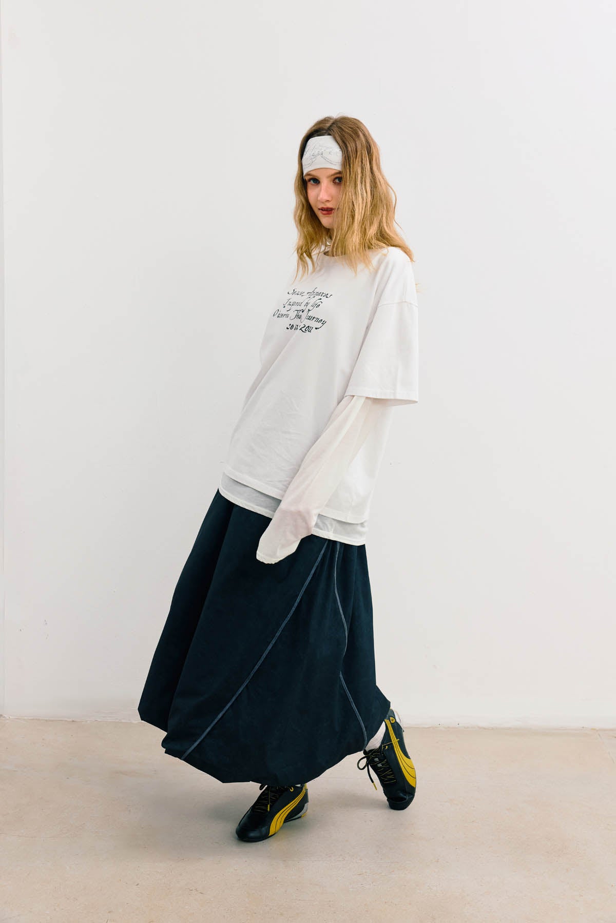 
                  
                    Script Print Tee White【L26-T06WH】
                  
                