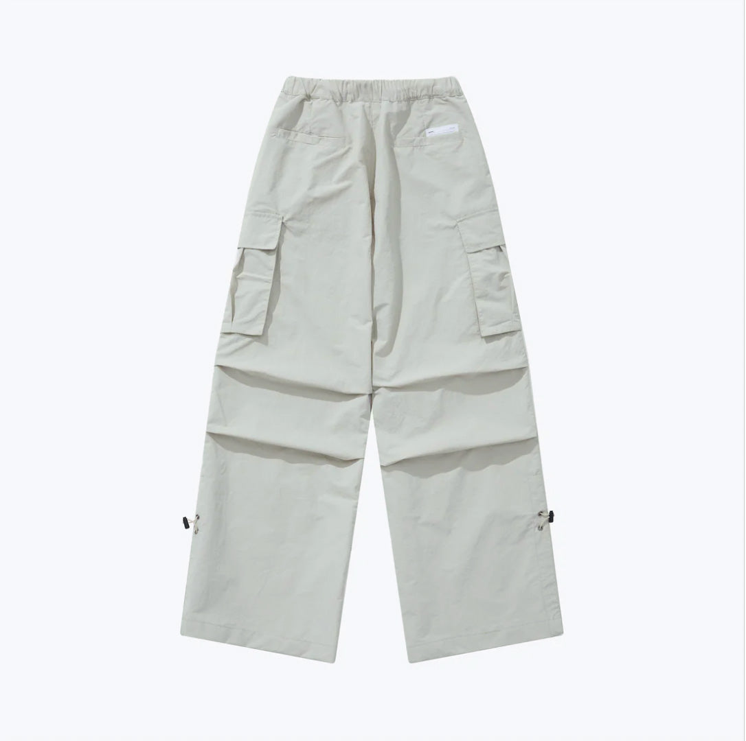 
                  
                    Wide Cut Parachute Cargo Pants Ivory【L23-38Iv】
                  
                