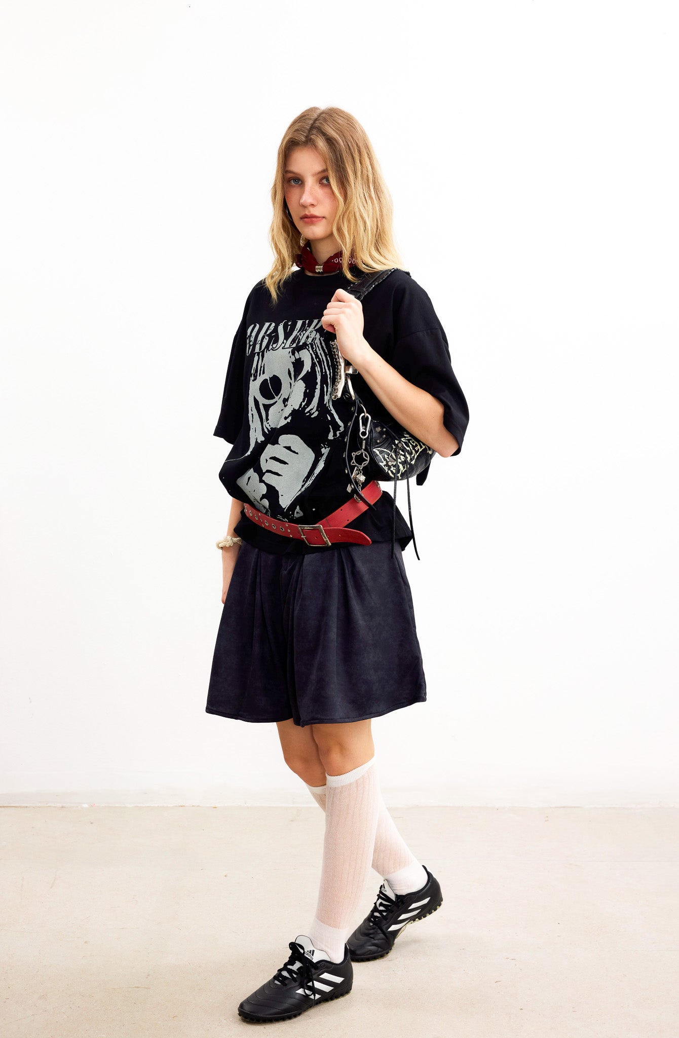 
                  
                    Observe Mask Graphic SS Black【M26-T01BK】
                  
                