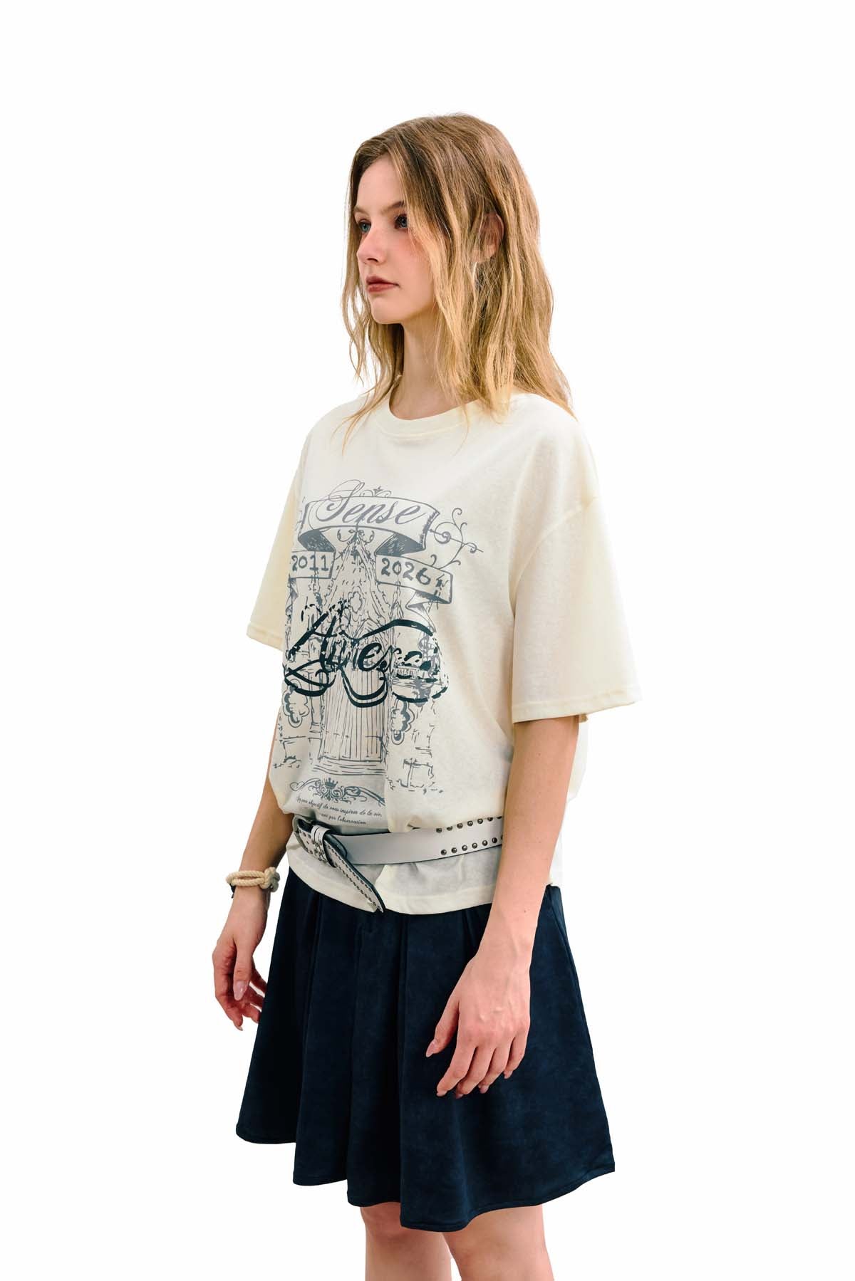 
                  
                    Annexes Crest Tee White【L26-T03WH】
                  
                