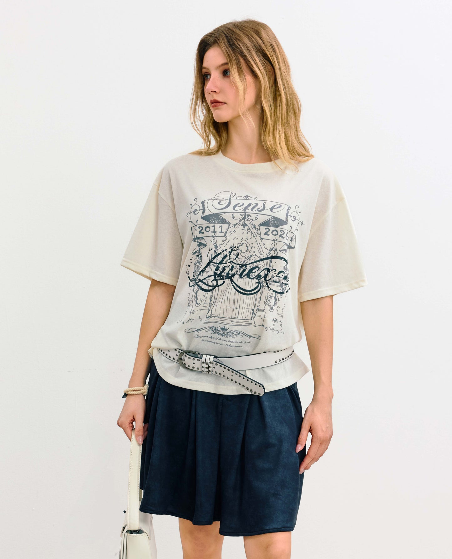 
                  
                    Annexes Crest Tee White【L26-T03WH】
                  
                