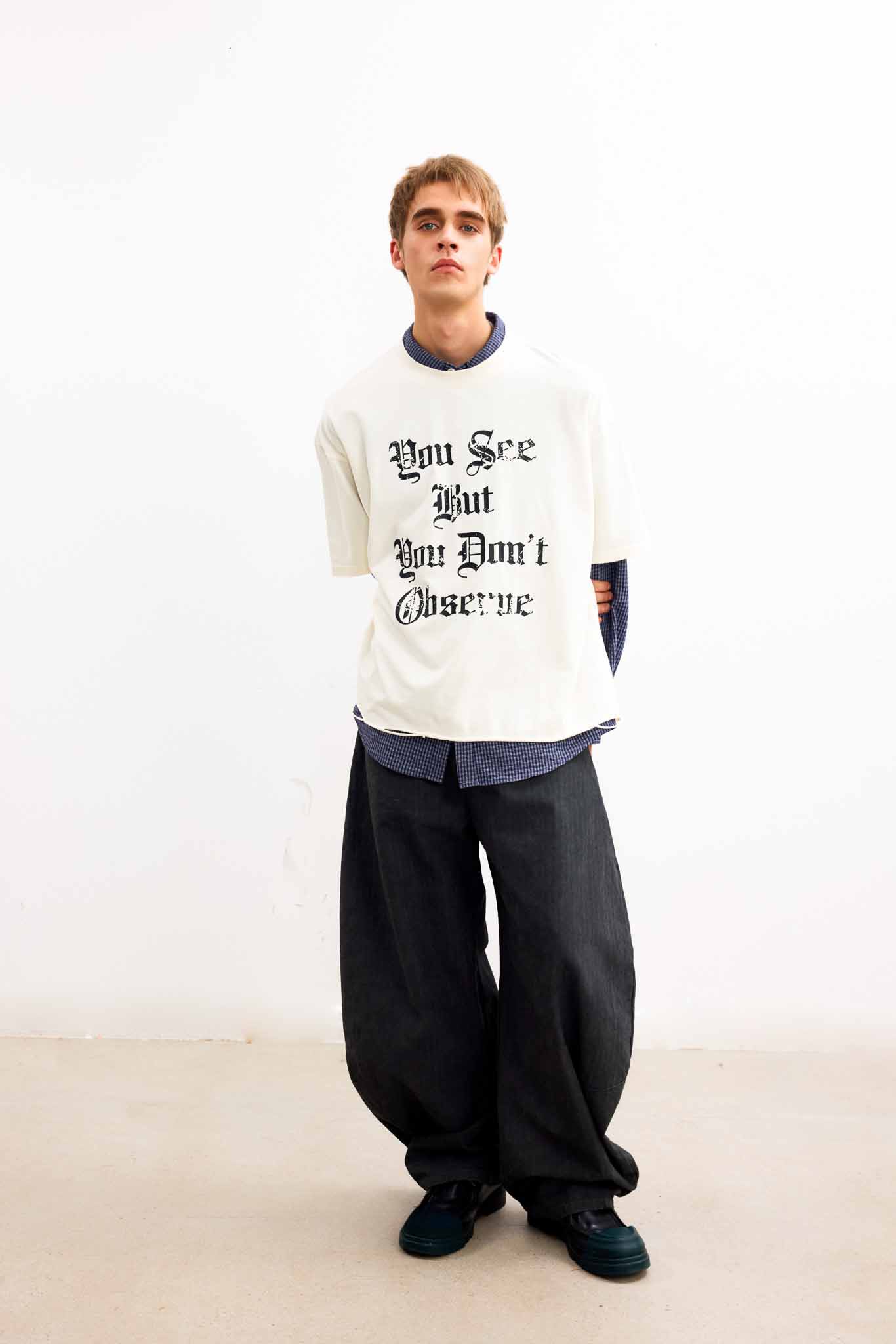
                  
                    Distressed Wash SS White【M26-T04WH】
                  
                