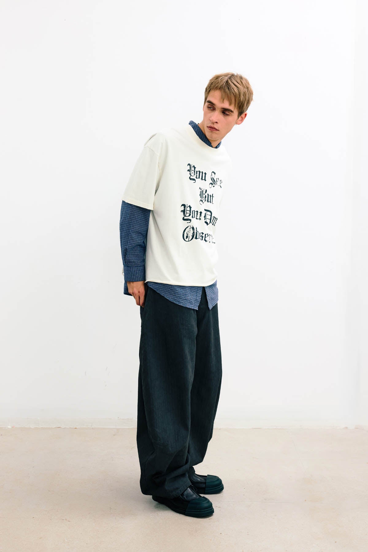 
                  
                    Embroidered Barrel Leg Pants Charcoal【L26-10CH】
                  
                