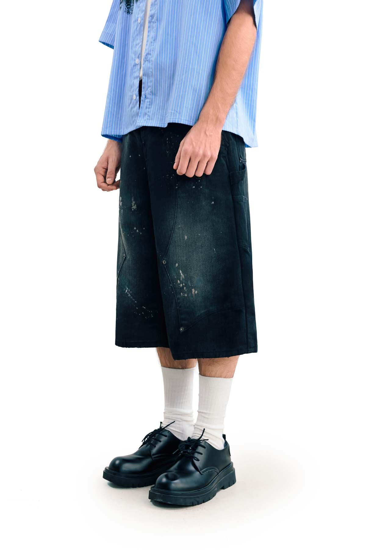 
                  
                    Washed Drip Double Knee Shorts Coal Black【M26-05BK】
                  
                