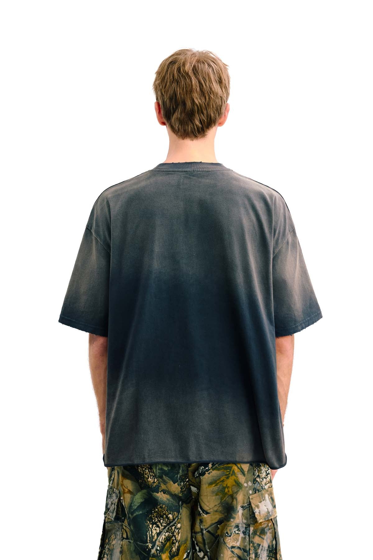 
                  
                    Distressed Wash SS Charcoal【M26-T04CH】
                  
                