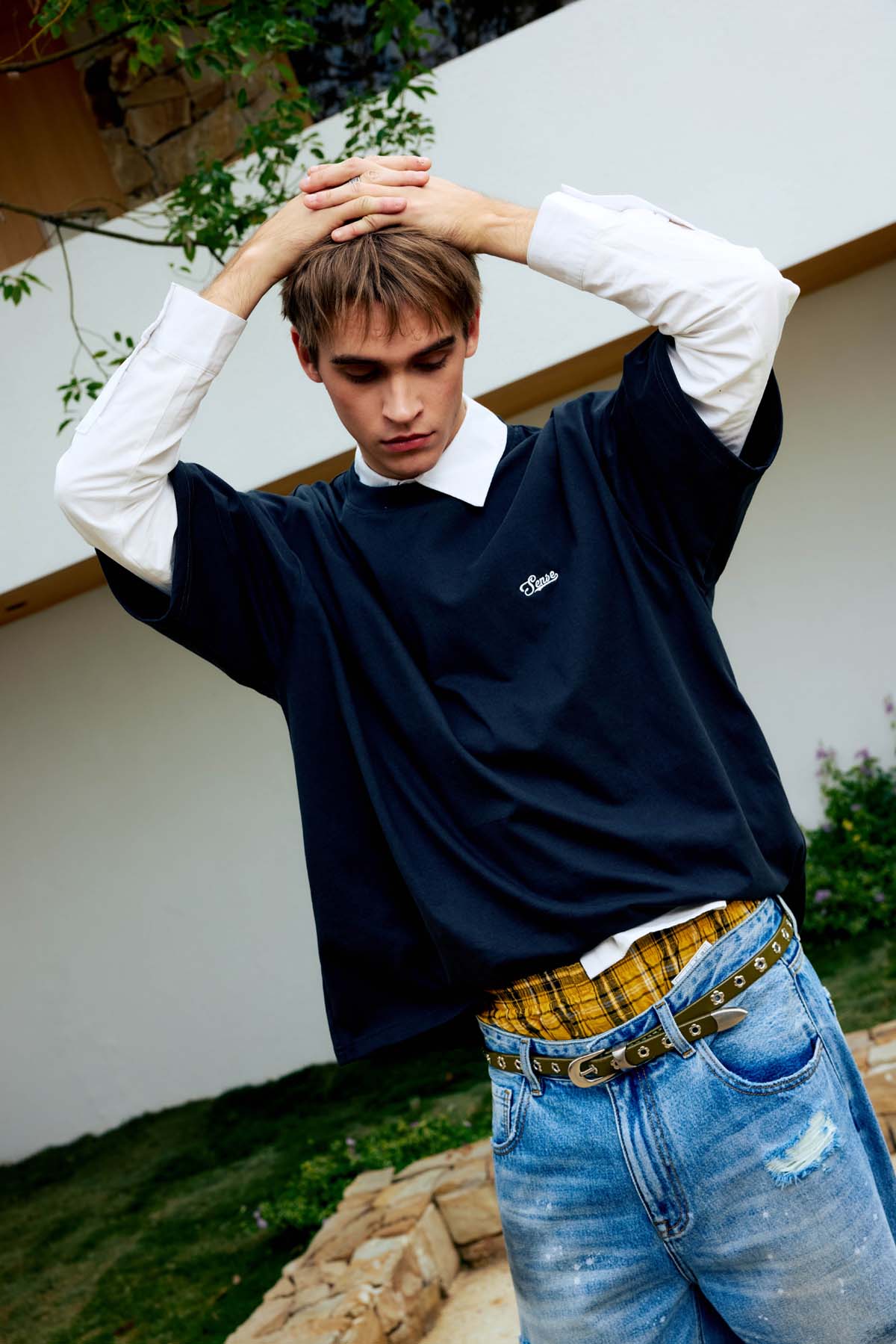 
                  
                    Gaze Graphic SS Charcoal【M26-T02CH】
                  
                