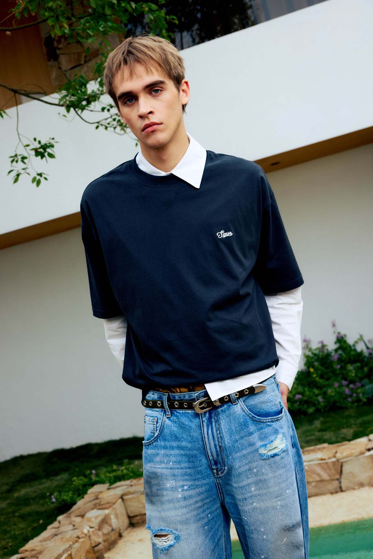 
                  
                    Gaze Graphic SS Charcoal【M26-T02CH】
                  
                