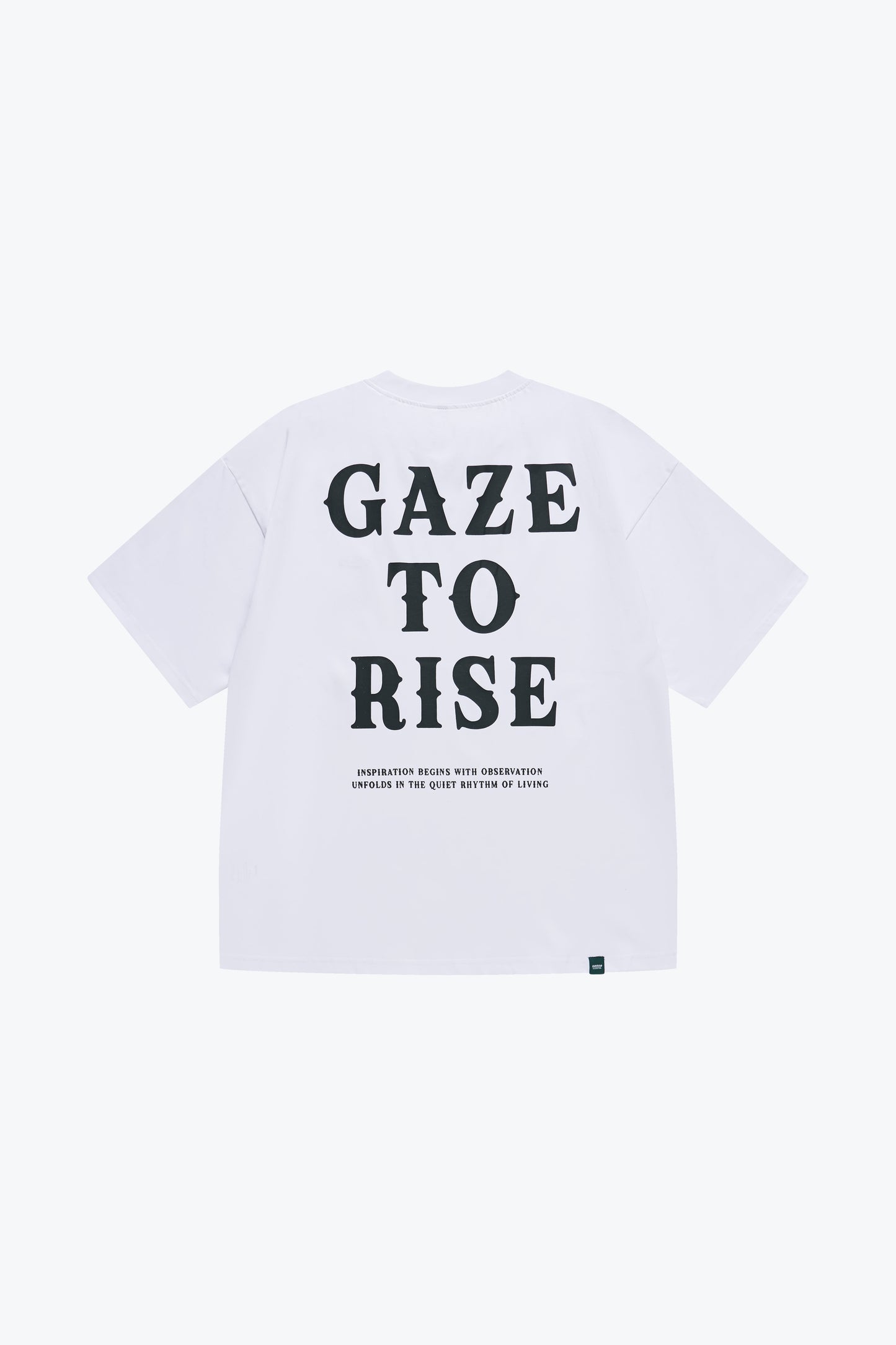 
                  
                    Gaze Graphic SS White【M26-T02WH】
                  
                