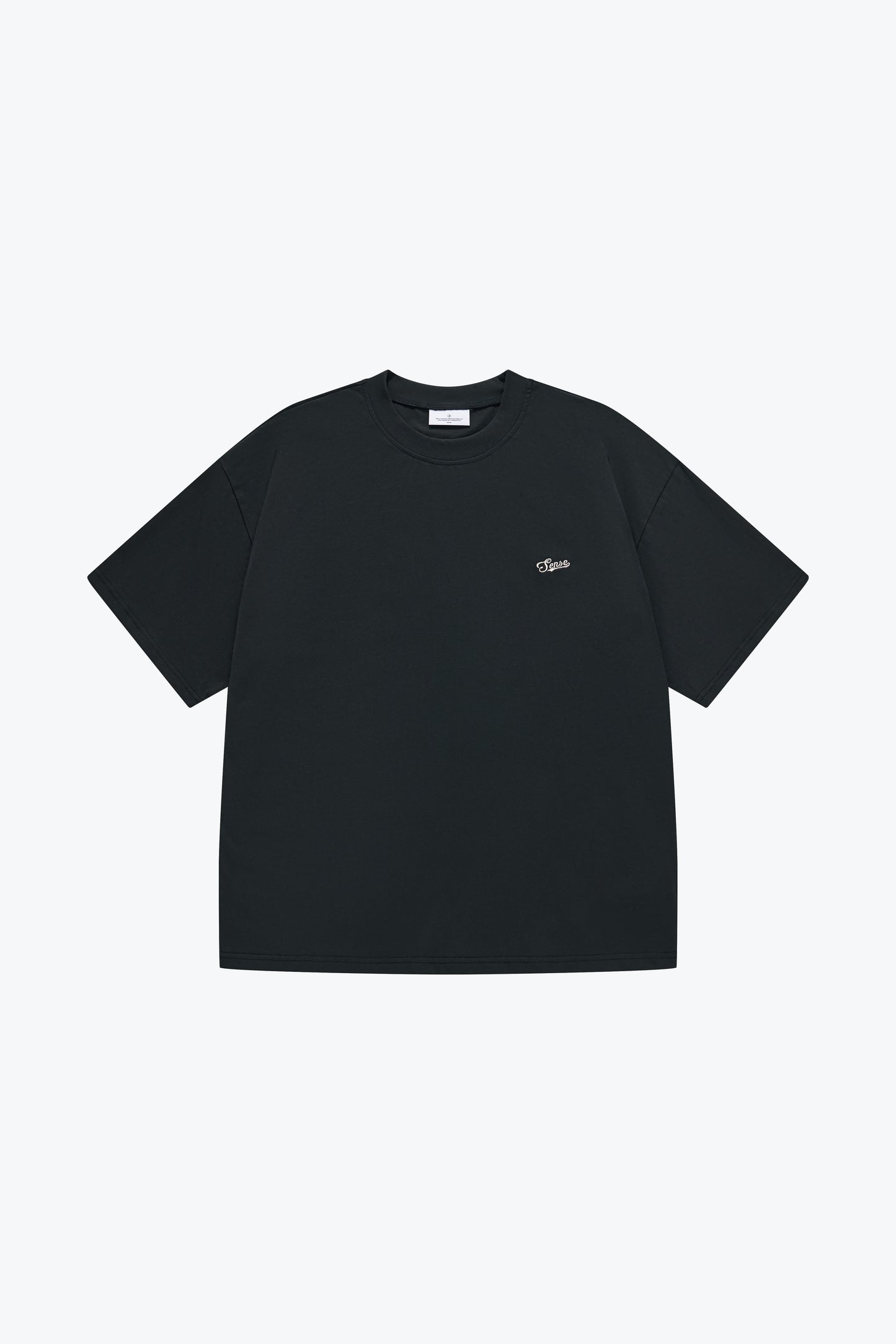 
                  
                    Gaze Graphic SS Charcoal【M26-T02CH】
                  
                