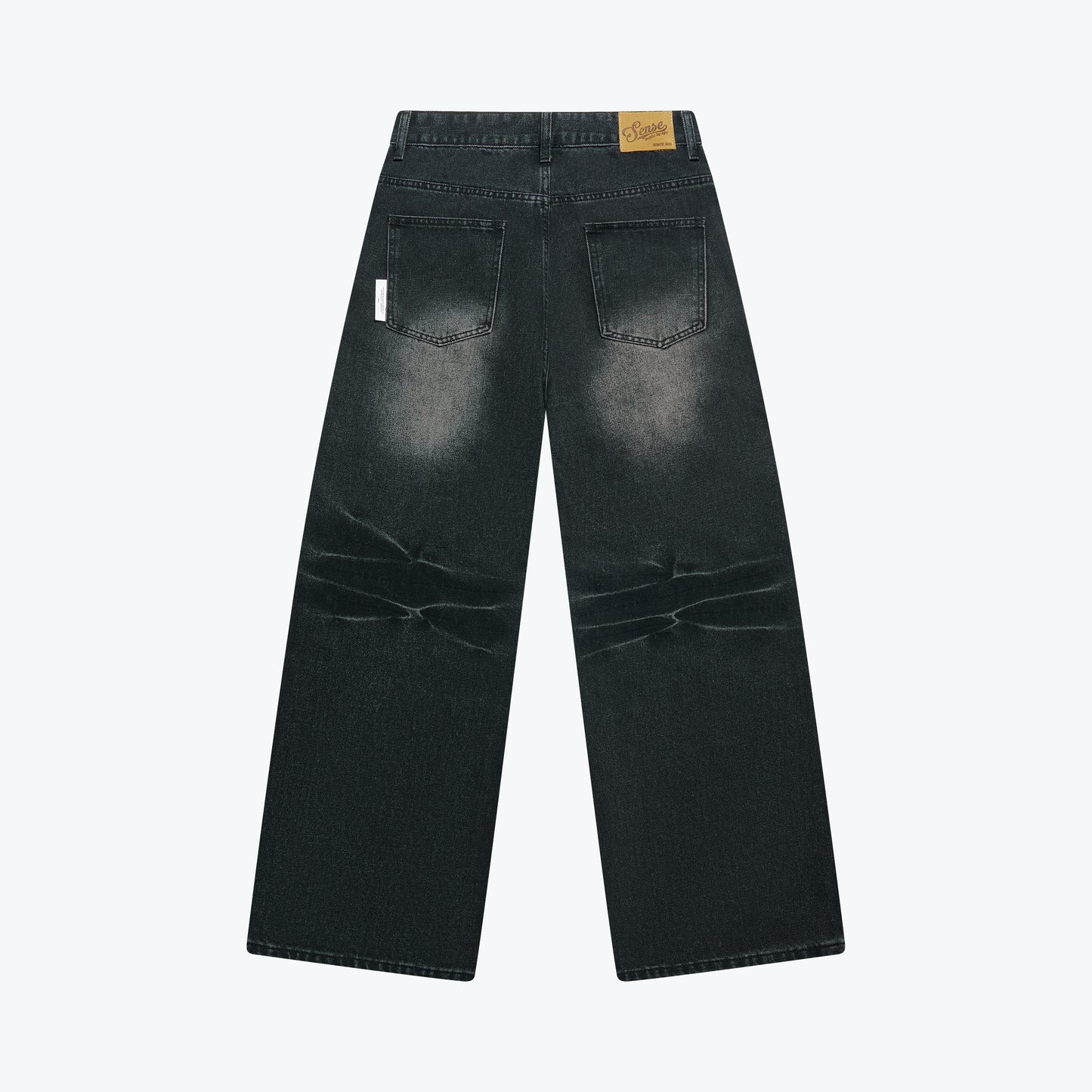 
                  
                    Curved Drip Washed Jeans Coal Black【M26-16CB】
                  
                