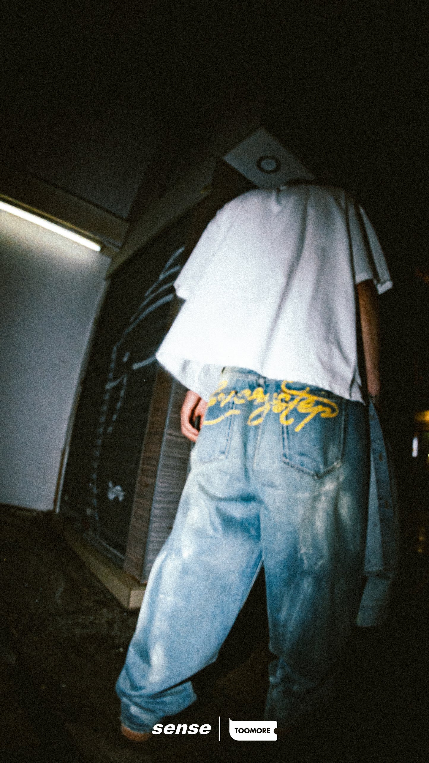 
                  
                    Print Splattered Washed Jeans Blue【SENxTM-02BL】
                  
                