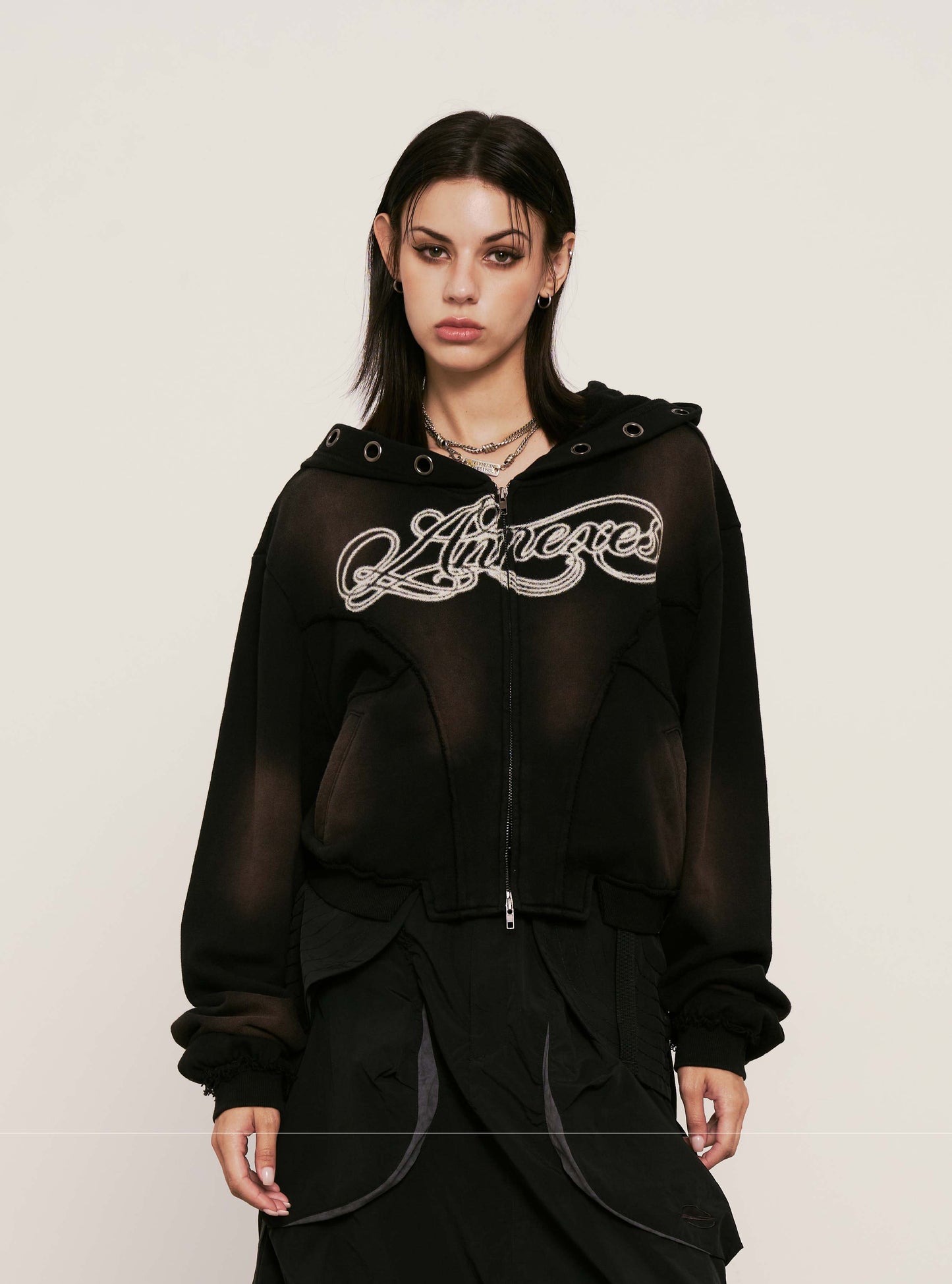 
                  
                    Graphic Cropped Zip-up Hoodie Black【L25-45BK】
                  
                