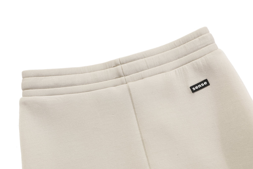
                  
                    MS Techno Scuba Tube Skirt White【L21-37WH】
                  
                
