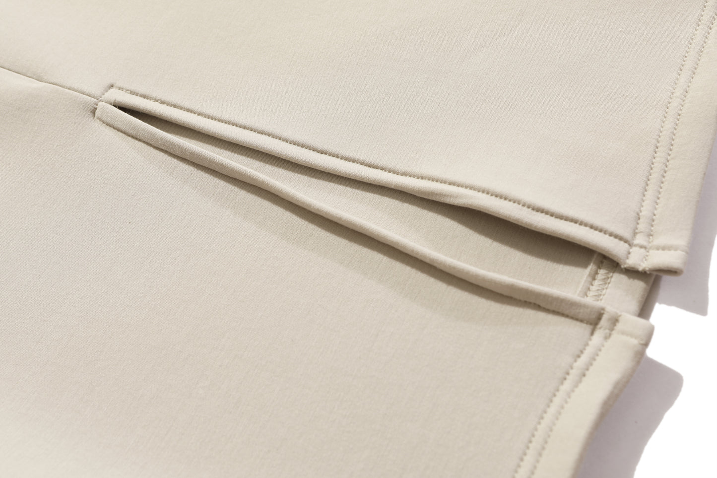 
                  
                    MS Techno Scuba Tube Skirt White【L21-37WH】
                  
                