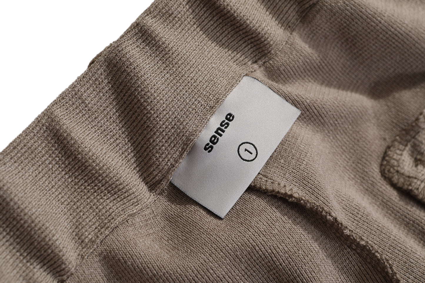 
                  
                    High Waist Flard Pants Brown【L21-42BR】
                  
                