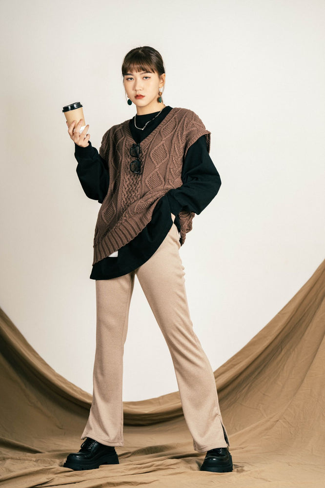 
                  
                    High Waist Flard Pants Beige【L21-42BE】
                  
                