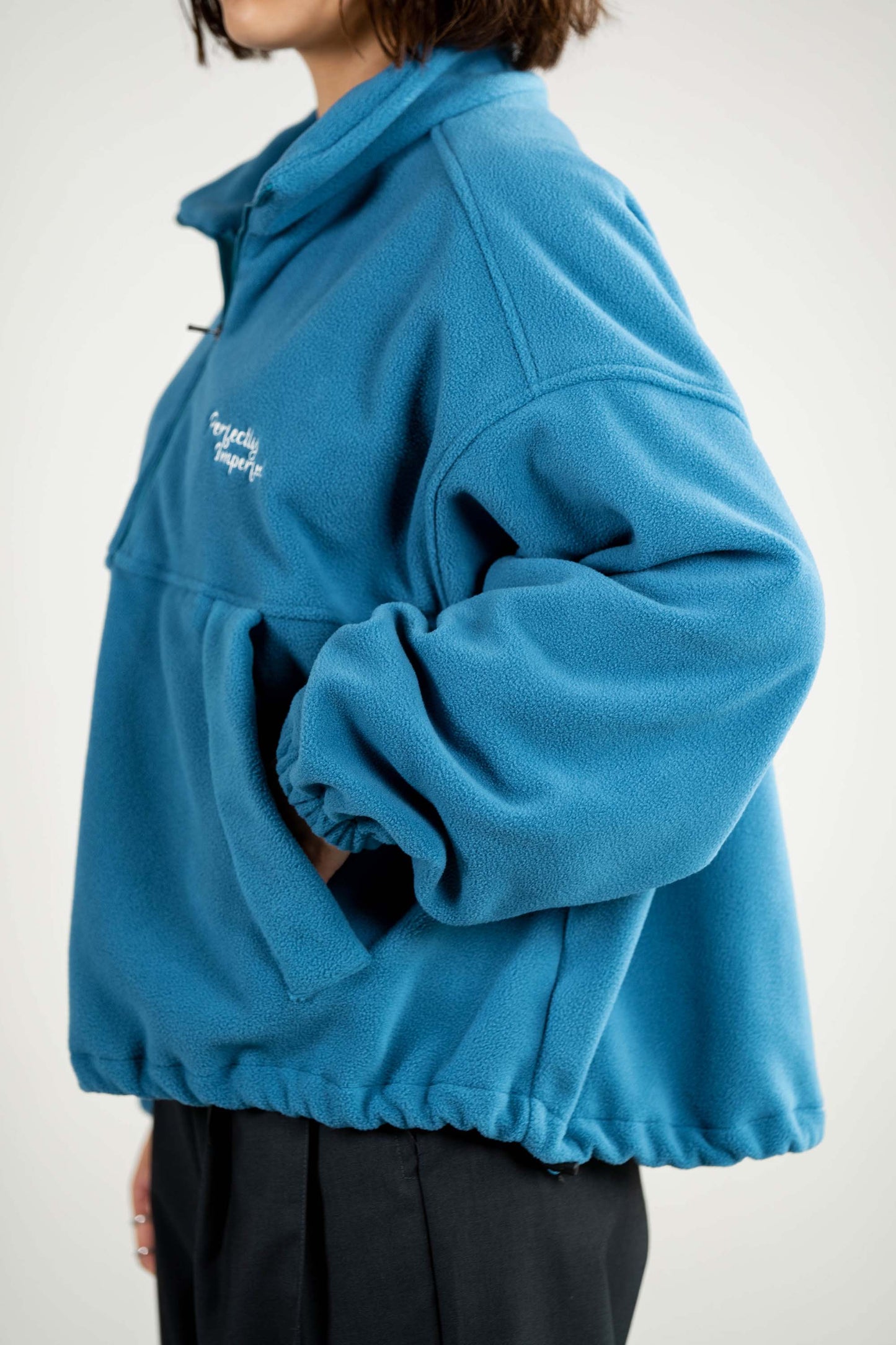 
                  
                    Embroidery Polar Fleece Pullover Blue【L22-38BL】
                  
                