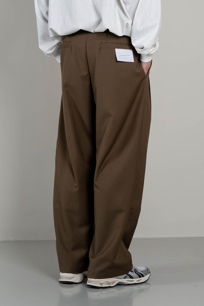 
                  
                    Wide Cut Trousers Brown【M22-26BR】
                  
                