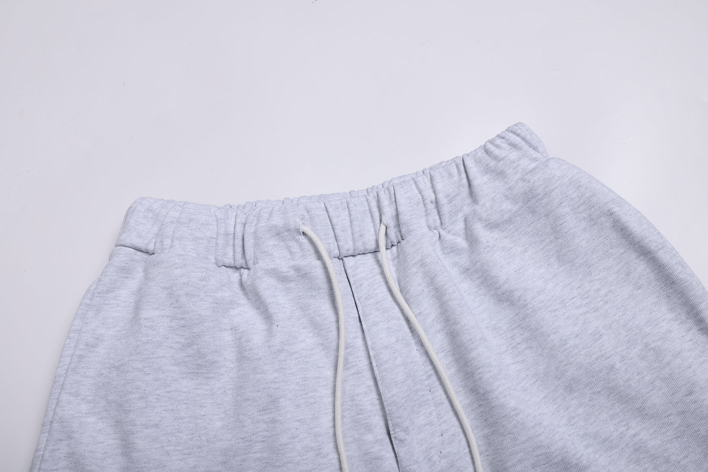 
                  
                    Tech Sweat Pants Light Grey【M22-55LG】
                  
                