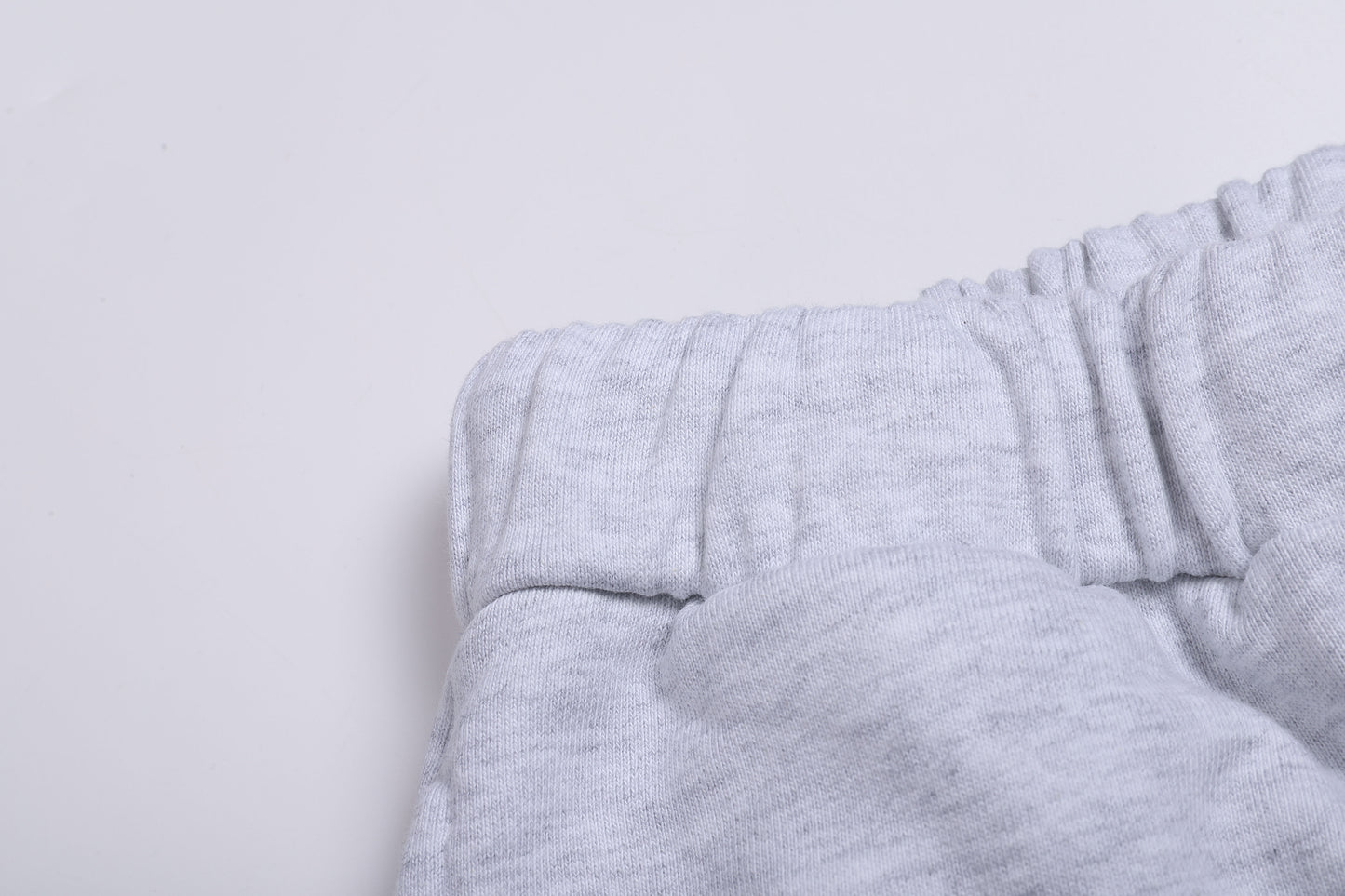 
                  
                    Tech Sweat Pants Light Grey【M22-55LG】
                  
                