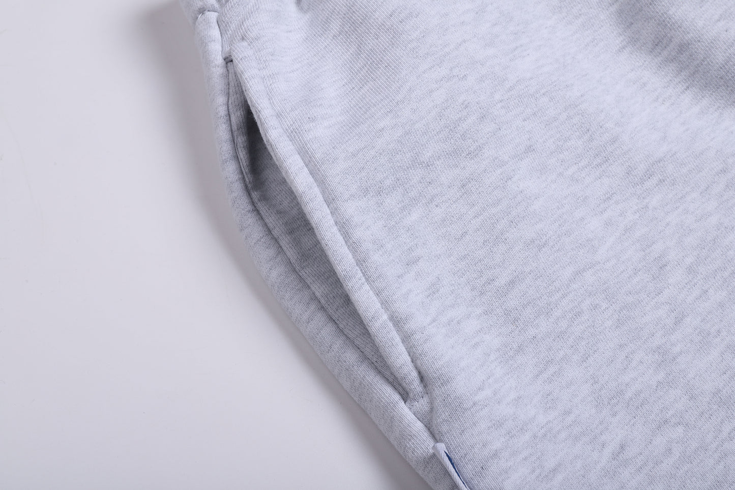 
                  
                    Tech Sweat Pants Light Grey【M22-55LG】
                  
                