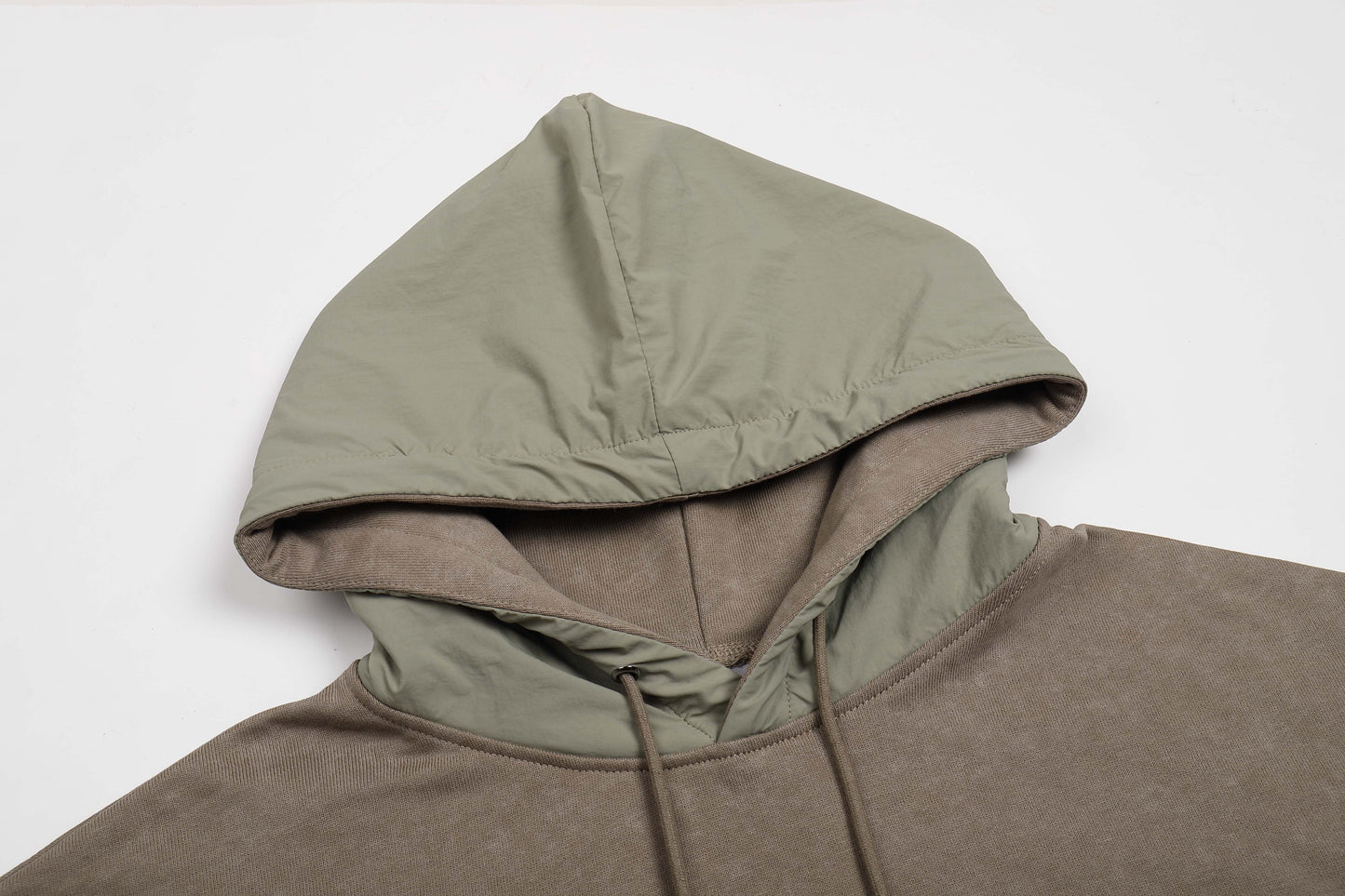 
                  
                    Patch Washed Hoodie Ash Grey【M22-44AG】
                  
                
