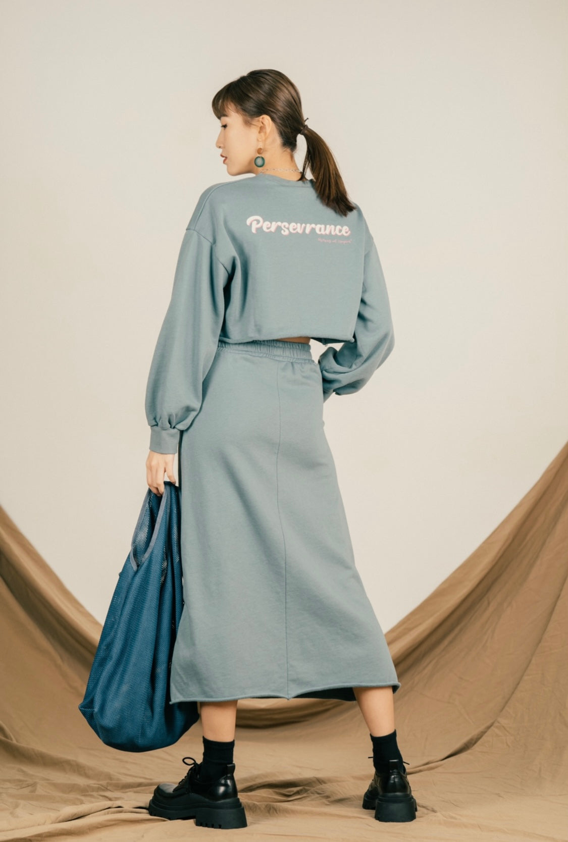 
                  
                    MS Printing Crop Sweater Blue【L21-38BL】
                  
                