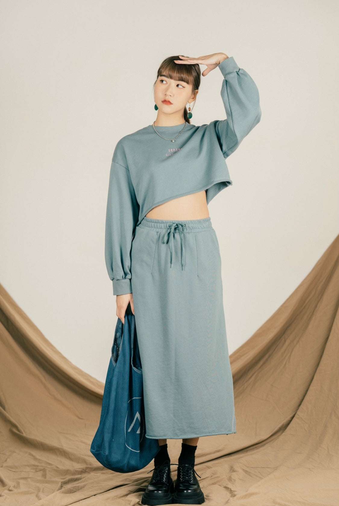 
                  
                    MS Printing Crop Sweater Blue【L21-38BL】
                  
                