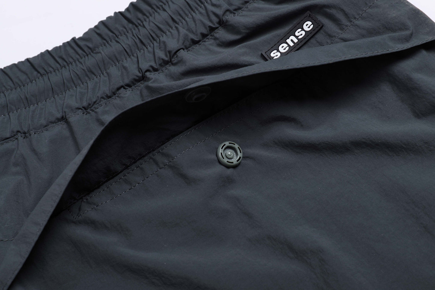 
                  
                    Tech Track Pants Grey【M22-45GY】
                  
                