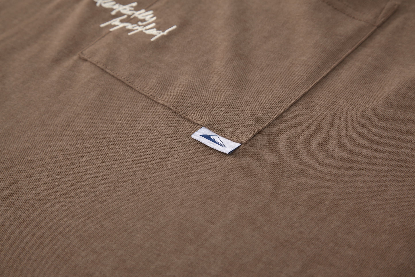 
                  
                    Dyed Washed Pocket LS Tee Brown【M22-T10br】
                  
                