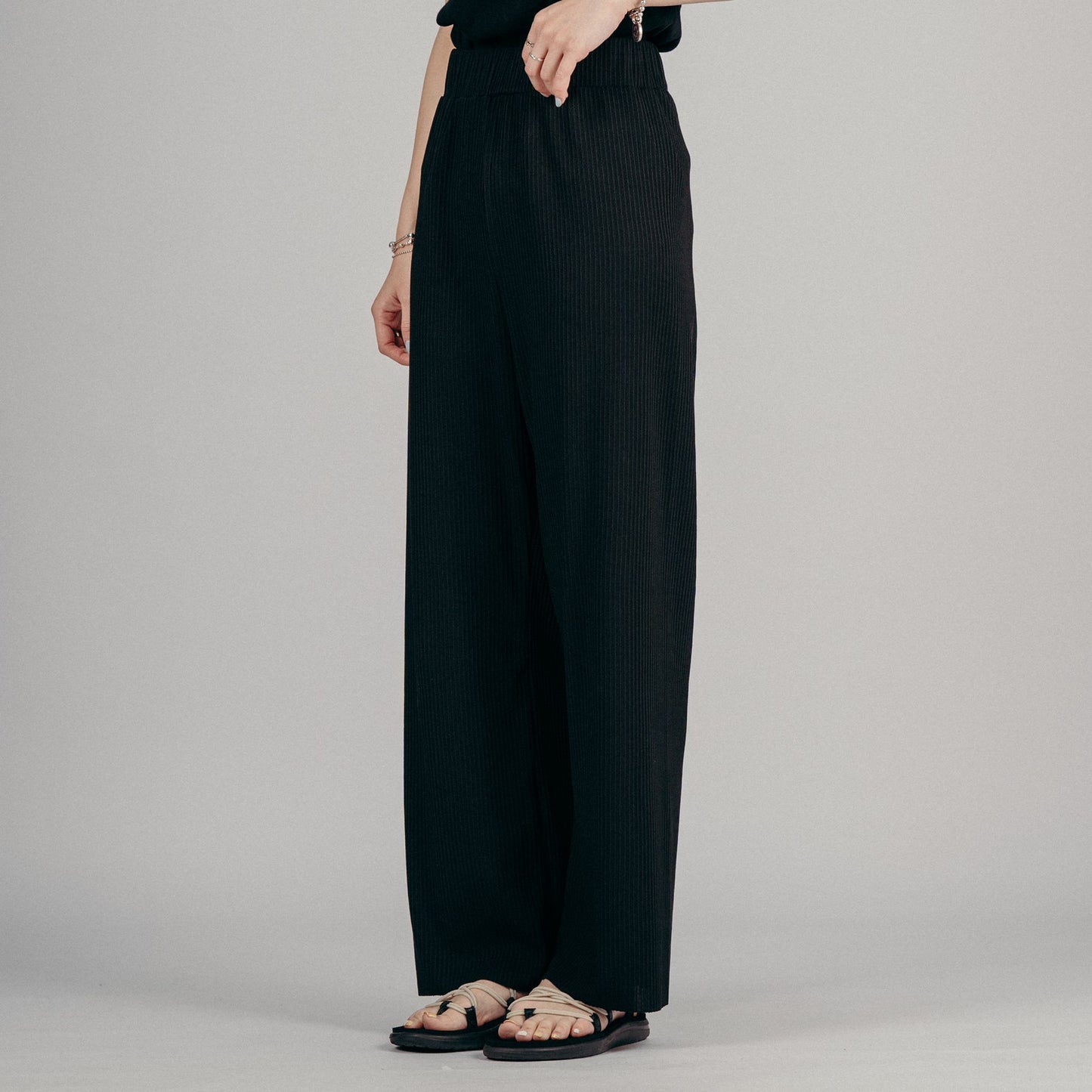 
                  
                    MS Wide Cut Casual Pants Black【L21-41blk】
                  
                